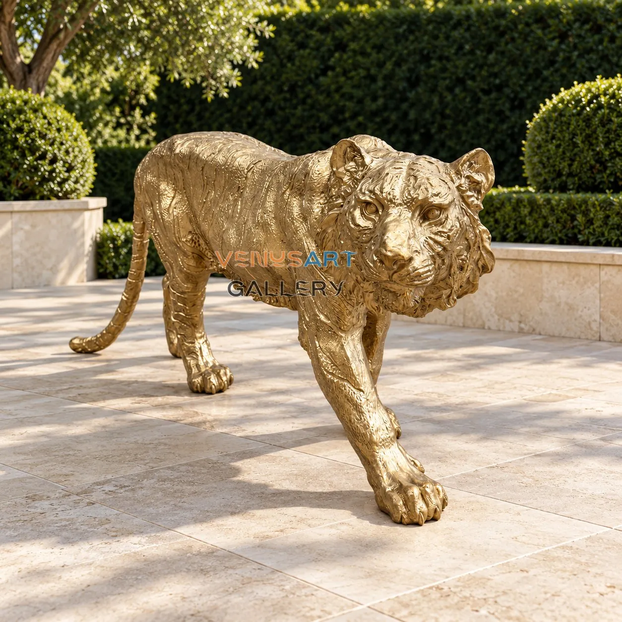 Tigre en marche