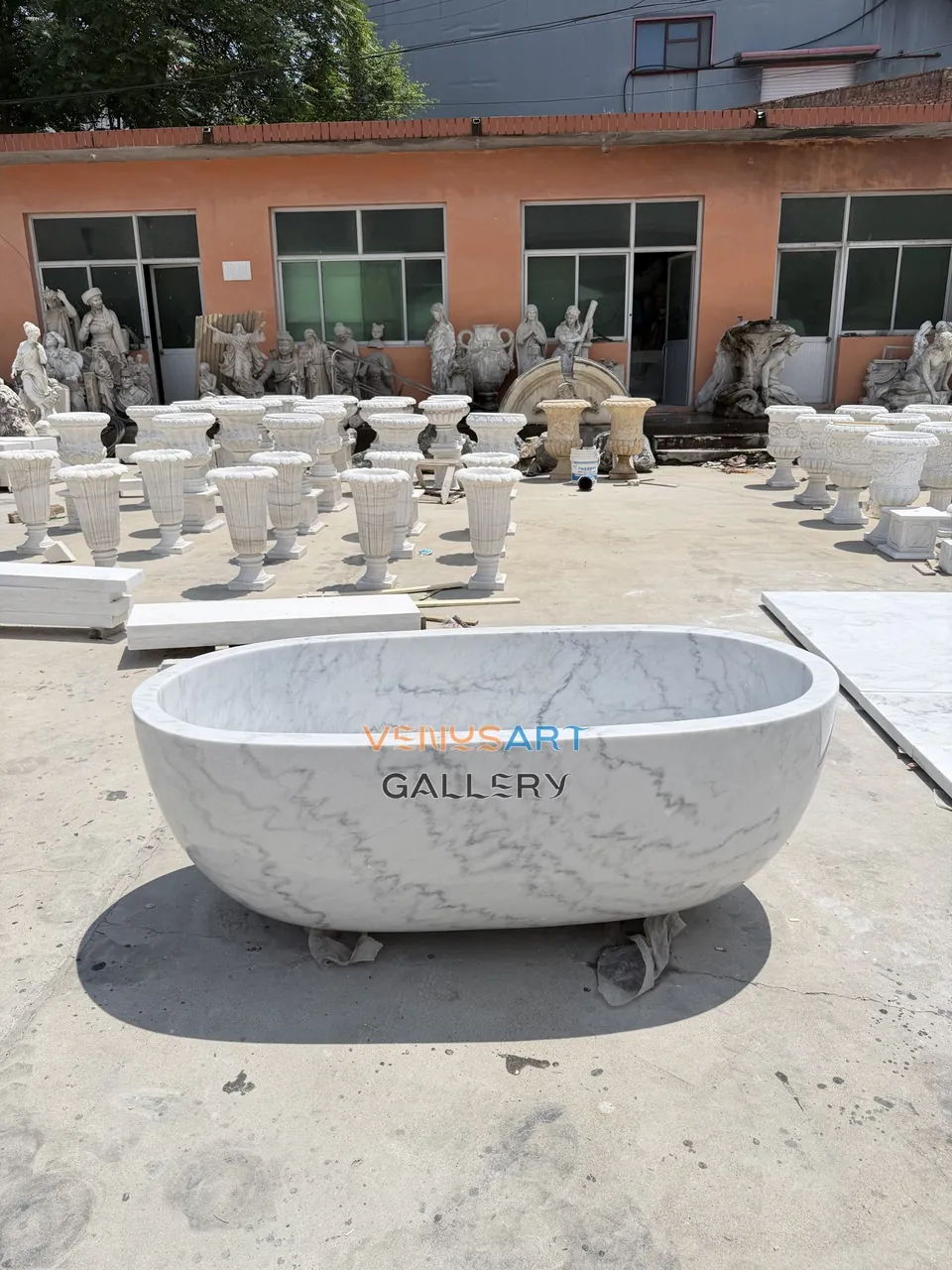 White Gray Oval Stone Bathtub — product photograph 2 showing the reference form and finish